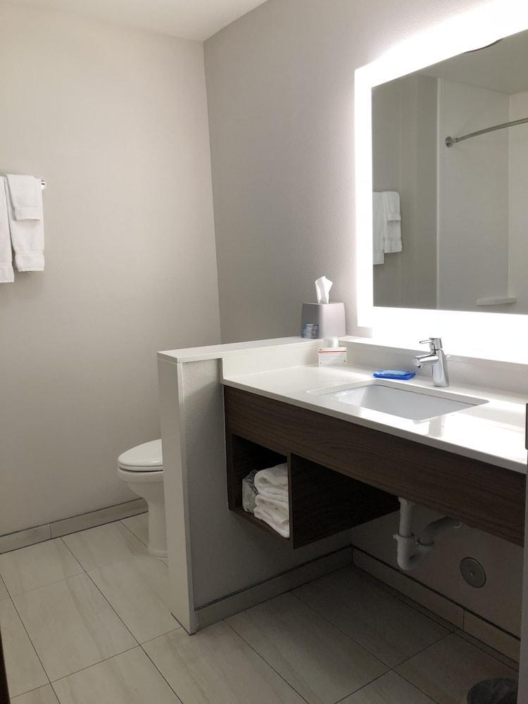 Holiday Inn Express & Suites Broomfield By Ihg Exteriér fotografie